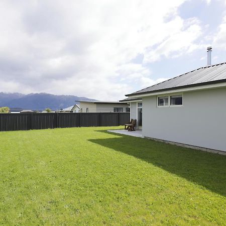 Fiordland Getaway - Te Anau Holiday Home エクステリア 写真